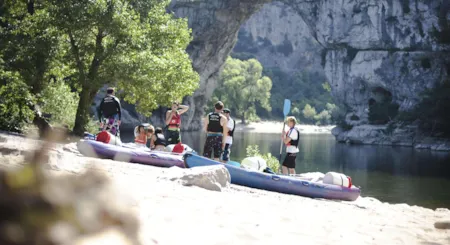 Biertje drinken in de Ardèche - CampingDirect - Afbeelding n°1