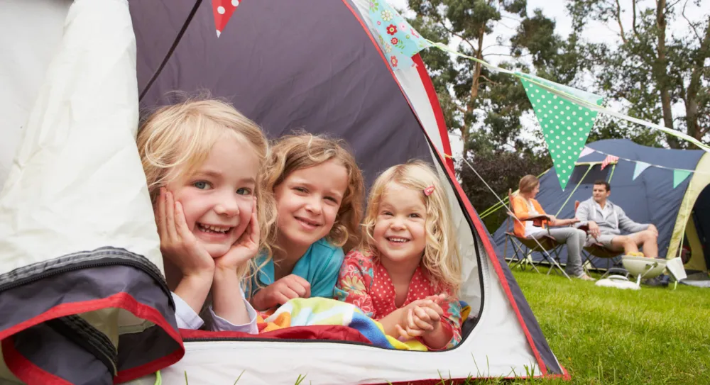Évasion printanière : osez les vacances de Pâques en camping - CampingDirect - Image n°1