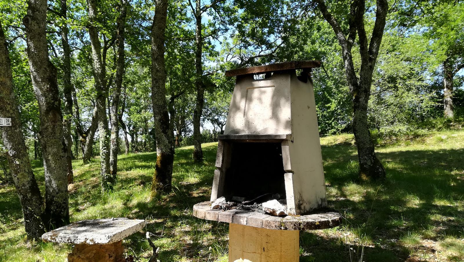 Standpladser - Standplads + Elektricitet+150 M2 - Camping LA TRUFFIERE à Saint Cirq Lapopie