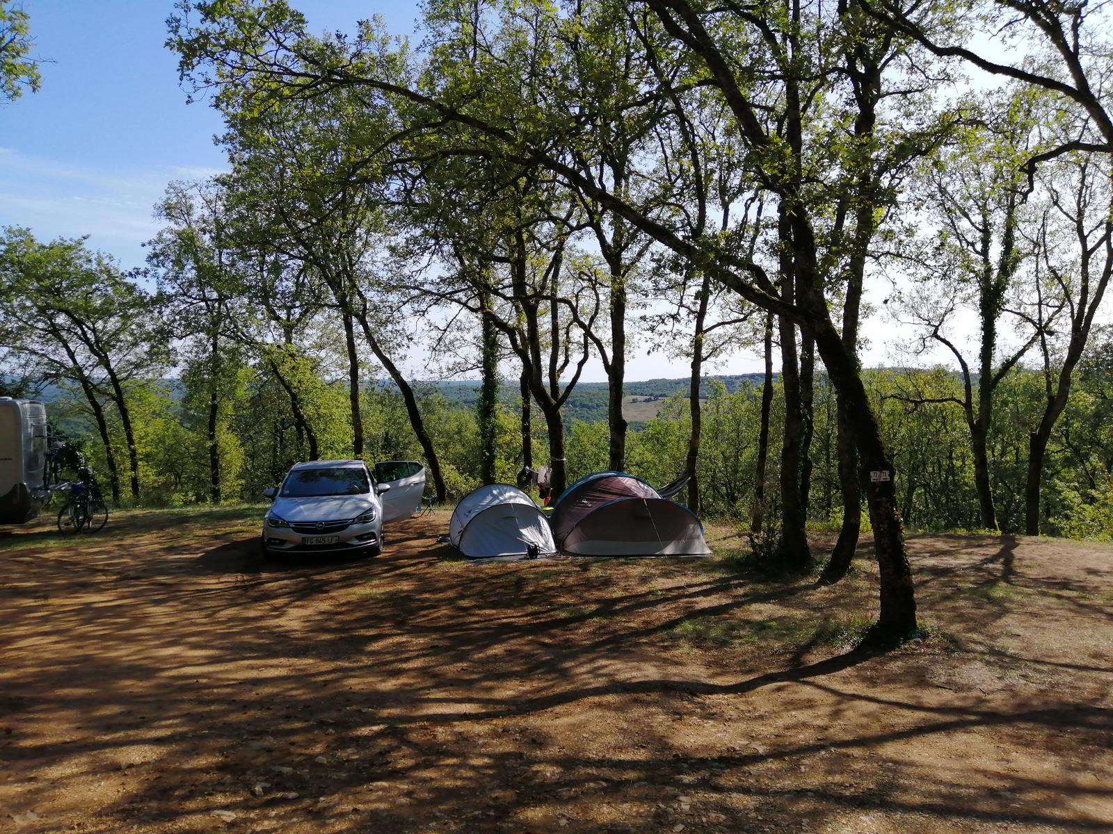 Standpladser - Standplads + Elektricitet+150 M2 - Camping LA TRUFFIERE à Saint Cirq Lapopie