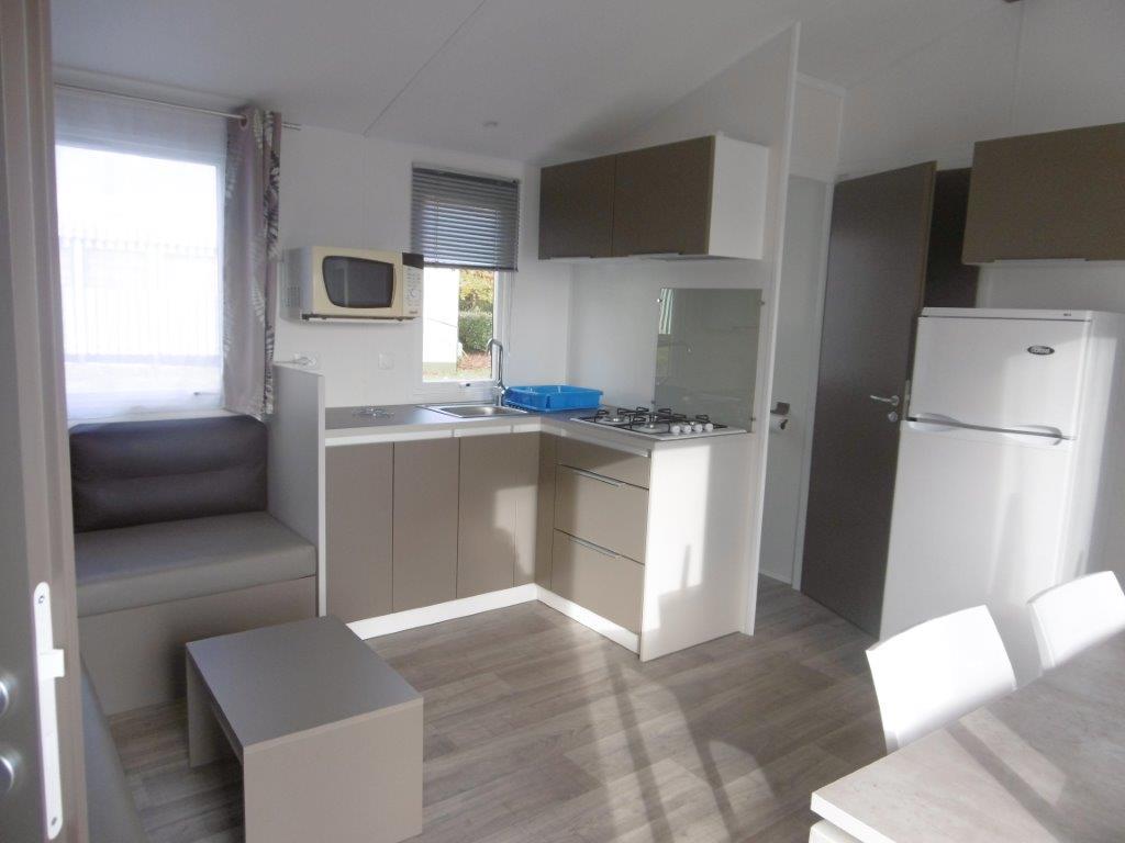 Location - Mobil-Home Confort 35M² - 3 Chambres + Terrasse Semi-Couverte - Flower Camping Val de Vie