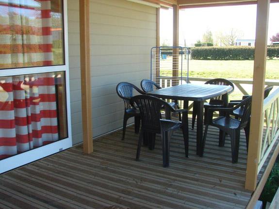 Alloggio - Chalet Confort 35M² - 3 Camere + Terrazza Coperta - Flower Camping Val de Vie