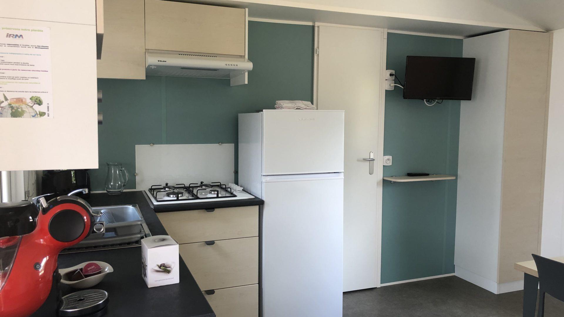 Location - Mobil-Home Premium 34 M² - 2 Chambres + 2 Salles De Bains + Terrasse Semi-Couverte + Spa Privatif - Flower Camping Val de Vie