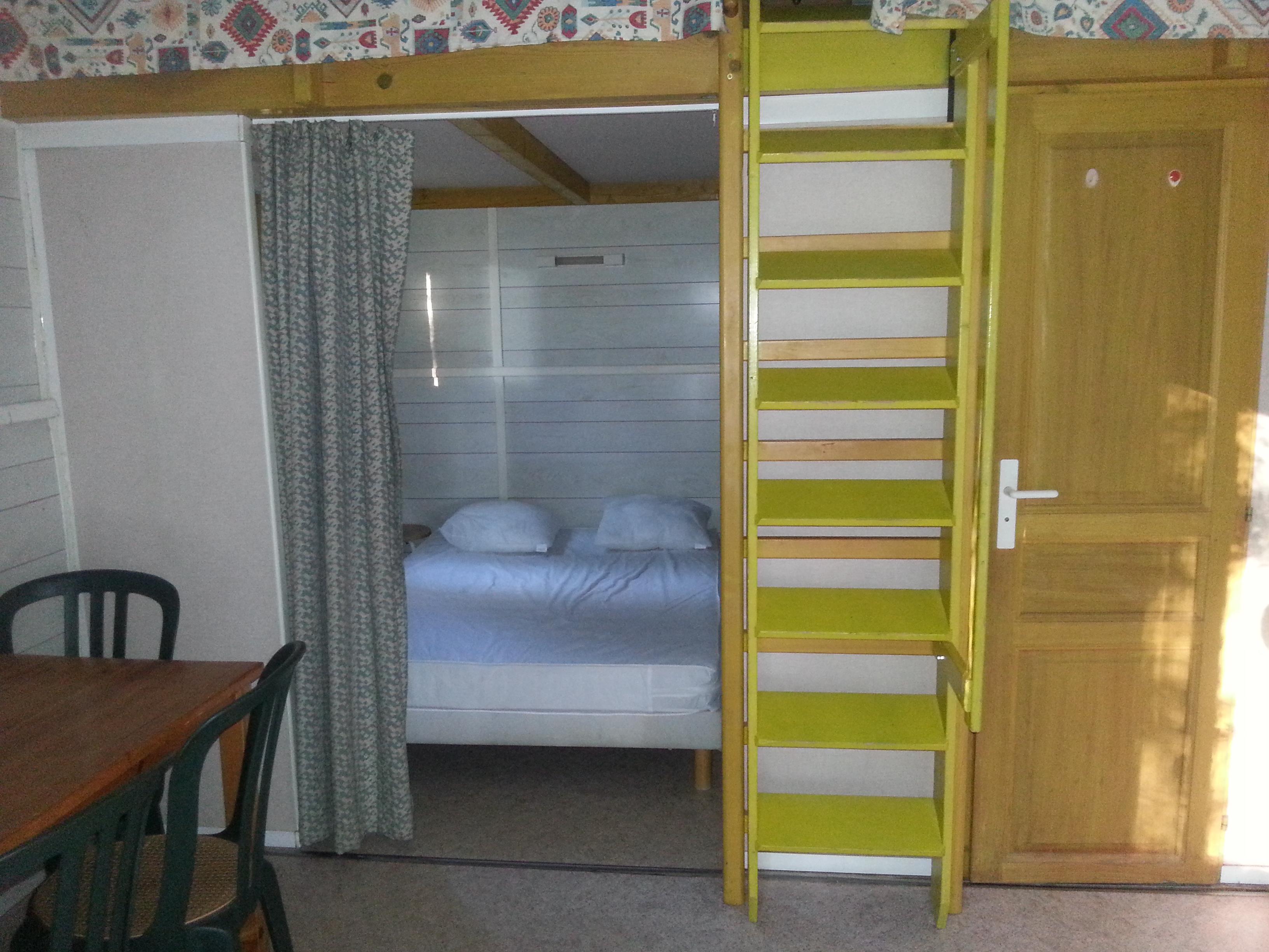 Mietunterkunft - Chalet Standard 2 Zimmer 30M² - Camping Bellerive