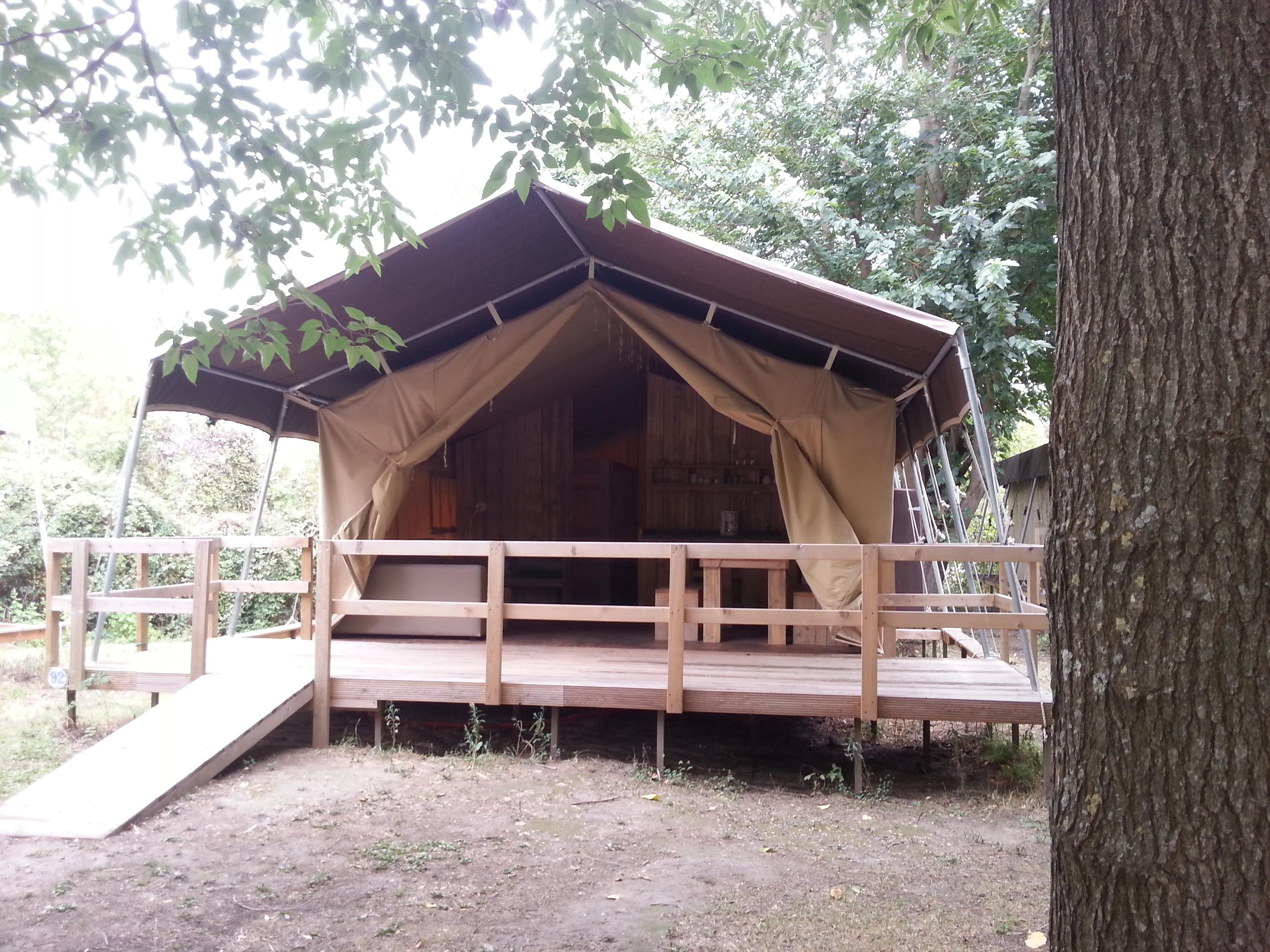 Mietunterkunft - Logde Safari 2 Zimmer 35M² - Camping Bellerive