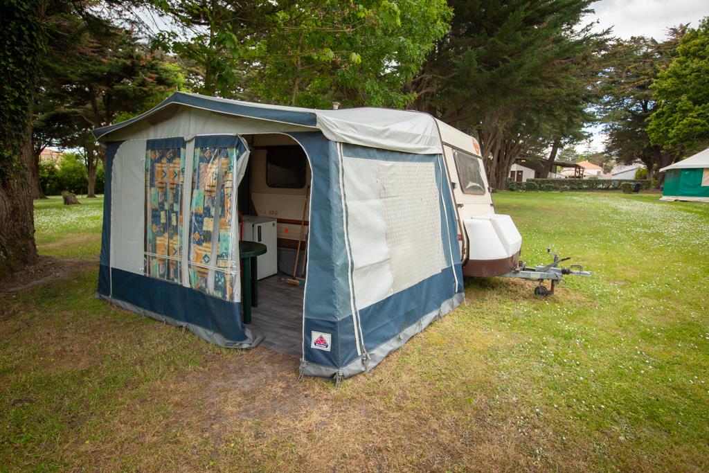 Location - Caravane Équipée 2 Places - Camping Bel Essor