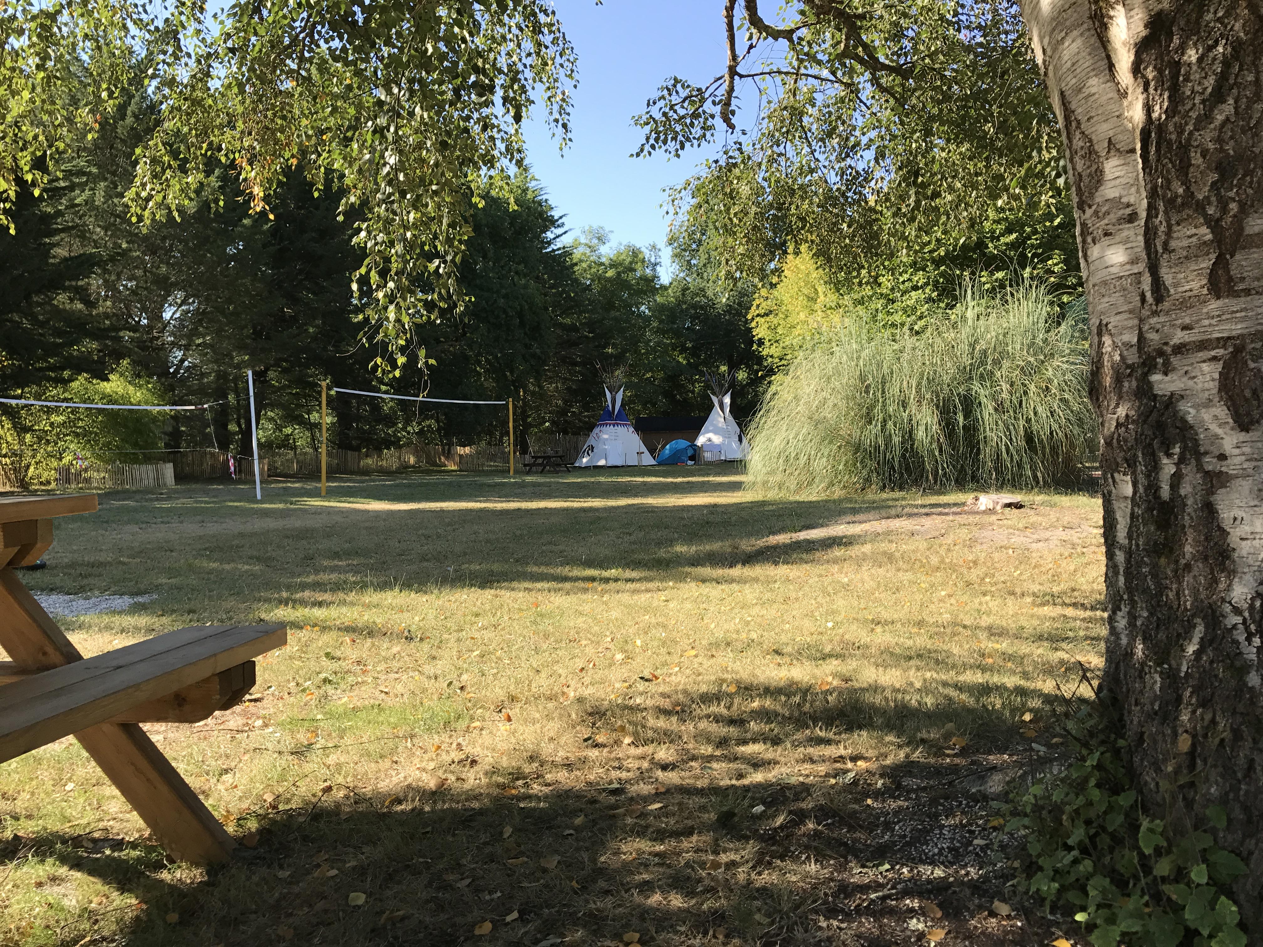 Location - Le Tipi (Sans Sanitaires) - Camping Le Bon Coin