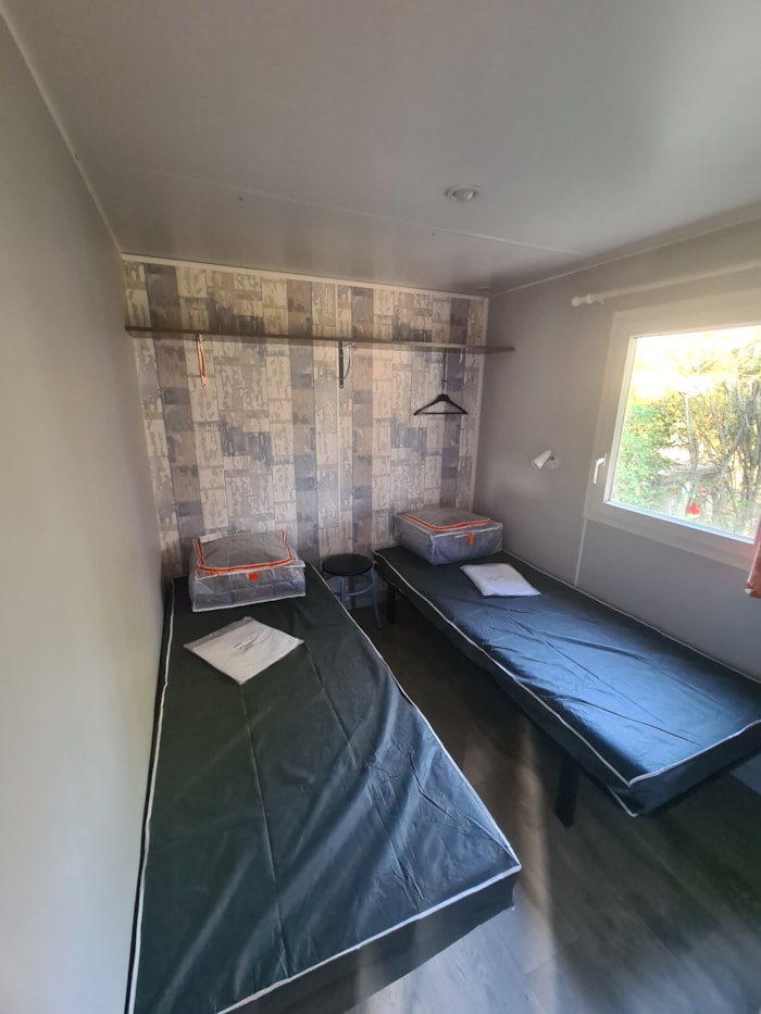 Mobil-Home Sunshine 4 (2 Chambres + Terrasse)
