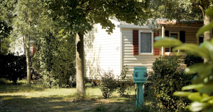Mobil Home Agora 3 (43.2 M² + Grande Terrasse Couverte En Bois 24 M²)