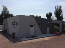 Location - Tit'home Bois- 2 Chambres (Sans Sanitaires Privatifs Et Sans Point D'eau Sauf Wc) - Camping Le Rivage
