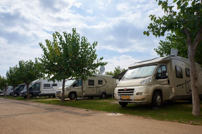 Confort Piazzola: Auto + Tenda O Roulotte + Elettricità +Acqua