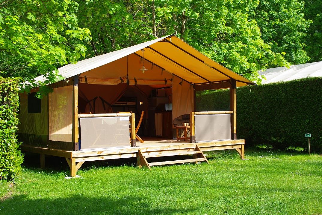 Location - Tente Lodge 30M² 2 Chambres - Camping PYRENEES PASSION