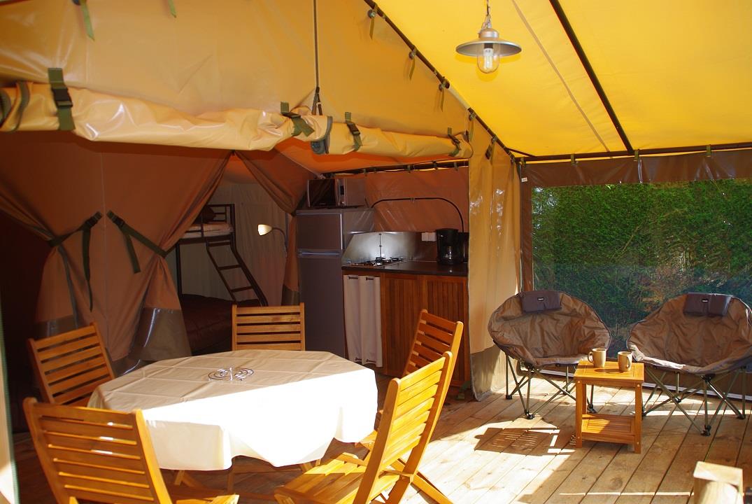 Location - Tente Lodge 30M² 2 Chambres - Camping PYRENEES PASSION