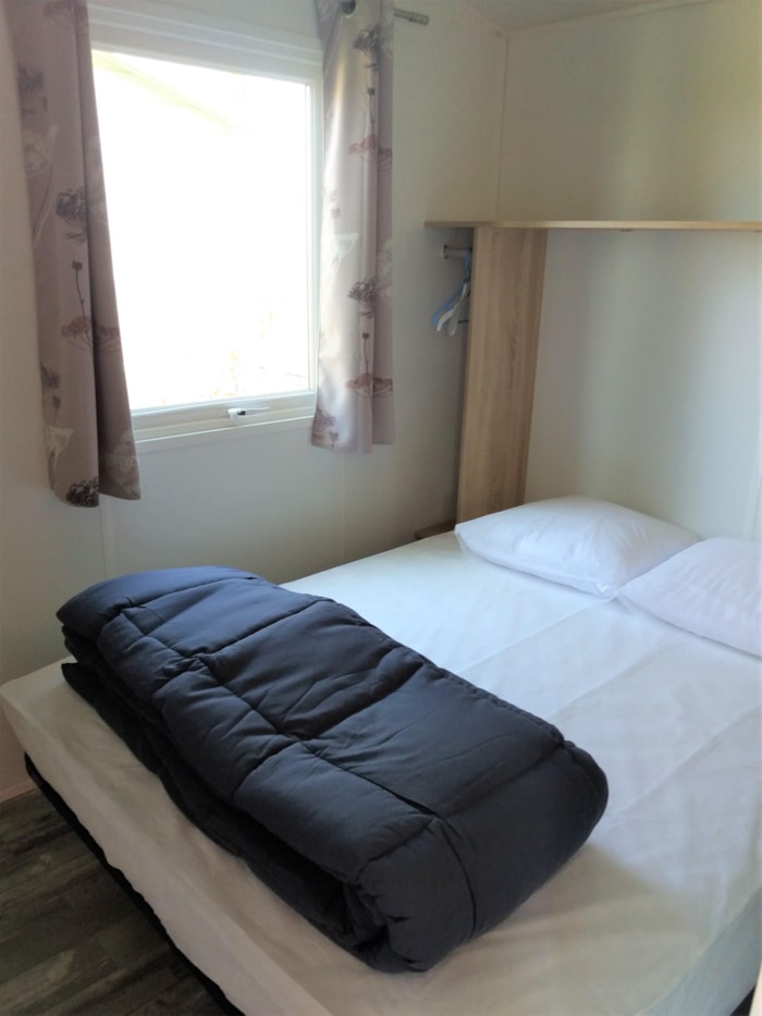 Tithome 2 Chambres Avec Wc Sans Sdd + Terrasse