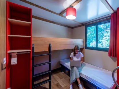 Chalet Luxe 2 Bedroom 4P 2 Bathroom Disabled People Chalet Luxe 2 Bedroom 4P 2 Bathroom Disabled People