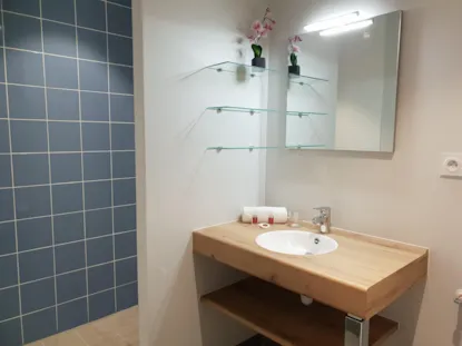 Gîte T3 Pmr : 2 Chambres 4/6 Pers. Gîte T3 Pmr : 2 Chambres 4/6 Pers.