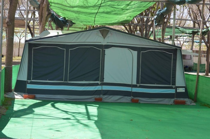 Parcela Pequeña Coche, Tienda O Caravana, No Incluye Electricidad