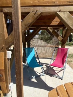 Location - Foudrenlair 1 Chambre (Petit Déjeuner, Lit/Ménage Fait, Panier Apéro) + Spa - Flower Camping Olivigne