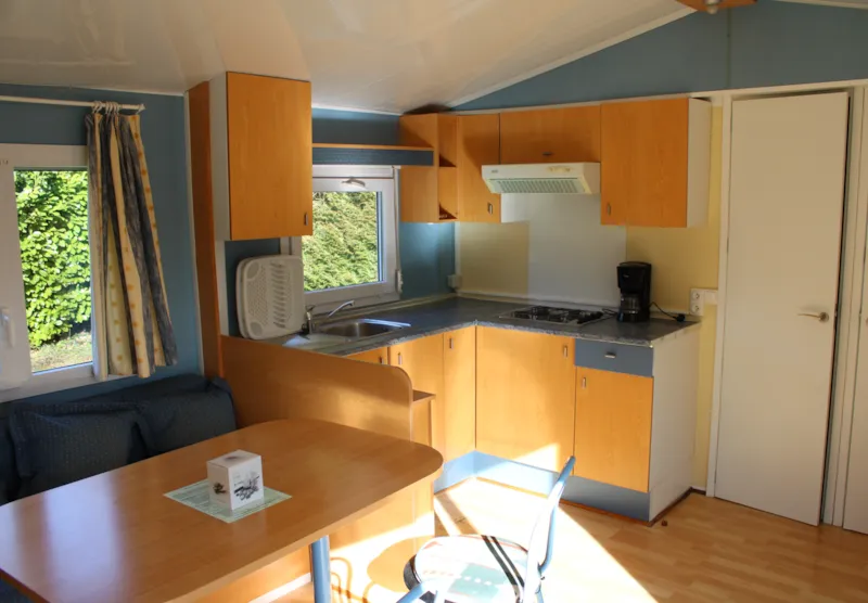 72.Mobil Home Violette