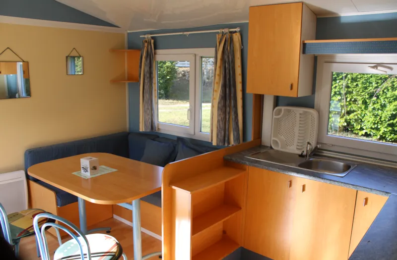 72.Mobil Home Violette
