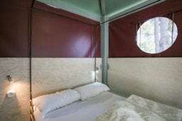 Location - Glant Tent - Camping River