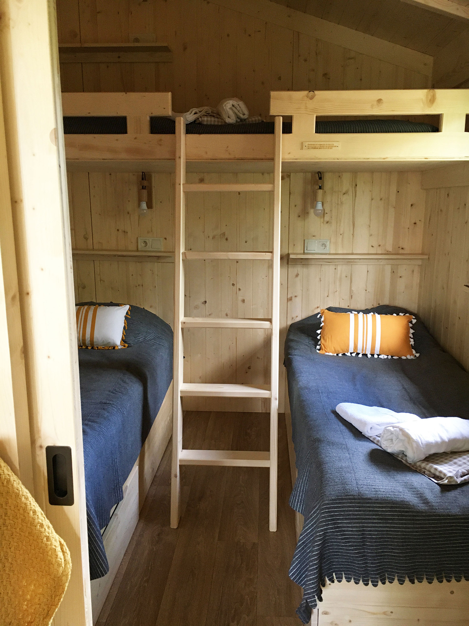 Location - Cabanes Dans Les Bois - Castel Camping Château de Chanteloup