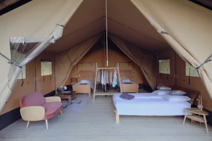 Tente Lodge Chrysalide - 35 M² + Terrasse 15 M² Tente Lodge Chrysalide - 35 M² + Terrasse 15 M²