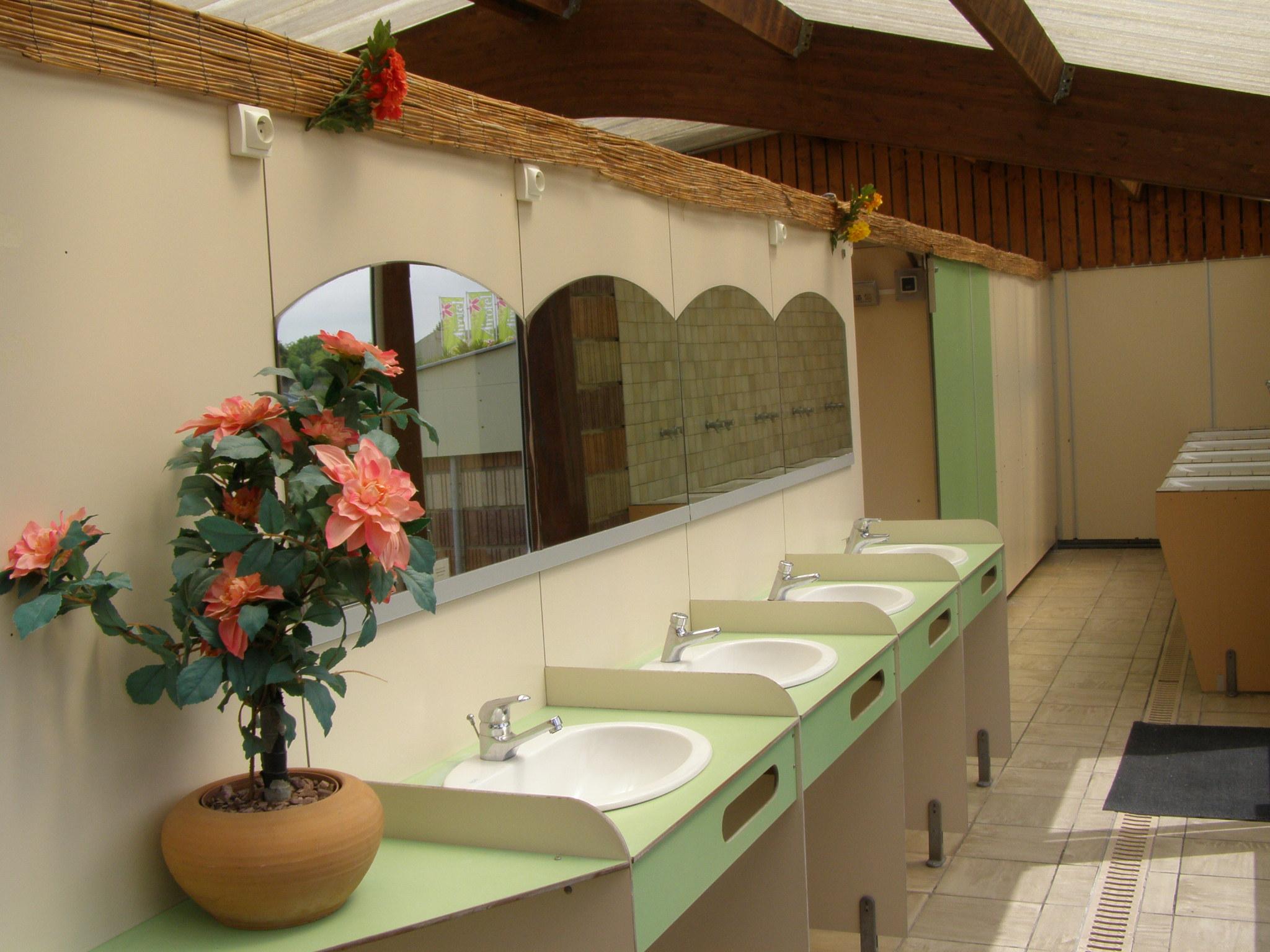 Services Airotel Camping Etang Des Haizes - La Haye Services Airotel Camping Etang Des Haizes - La Haye