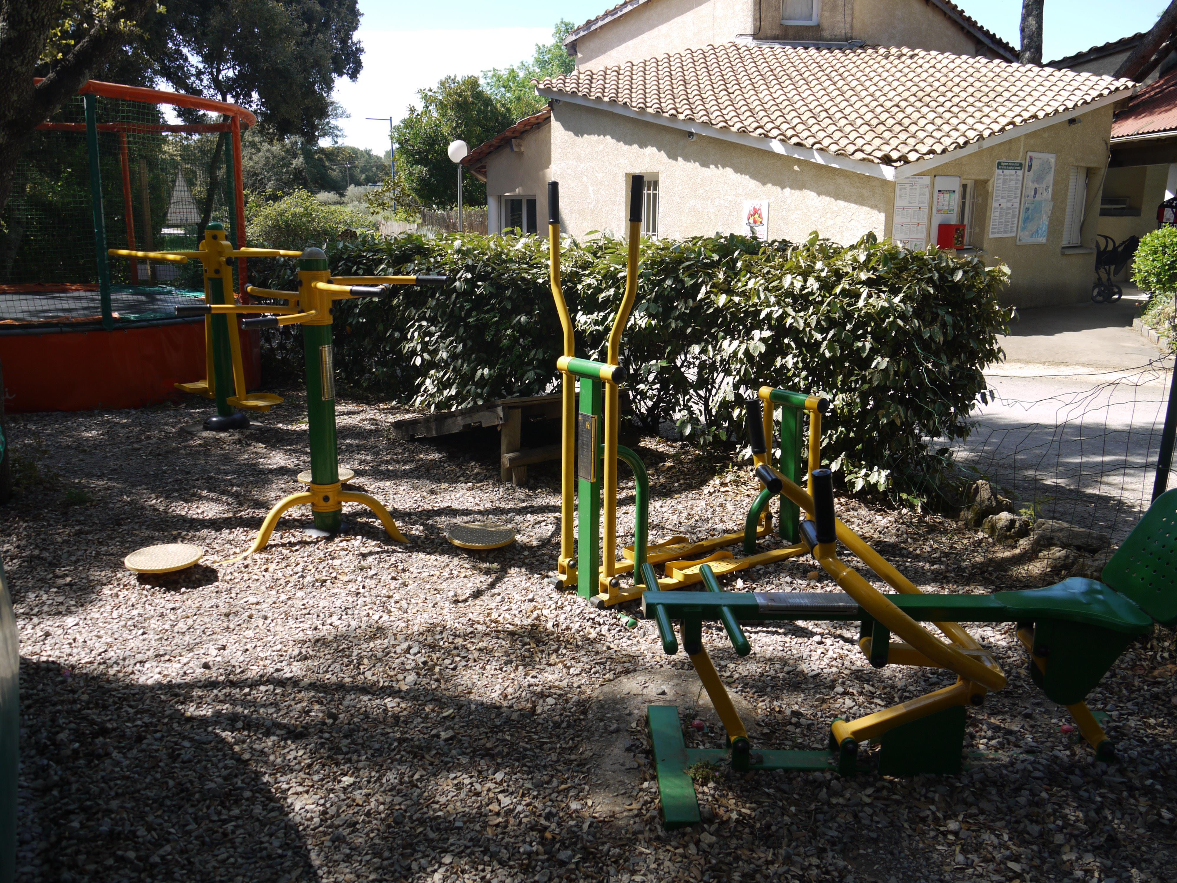 Sport activities Flower Camping Le Fondespierre - Castries Sport activities Flower Camping Le Fondespierre - Castries