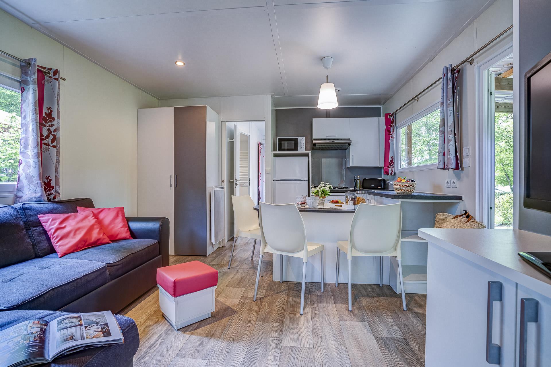 Cottage 2 Bedrooms 2 Bathrooms **** Cottage 2 Bedrooms 2 Bathrooms ****