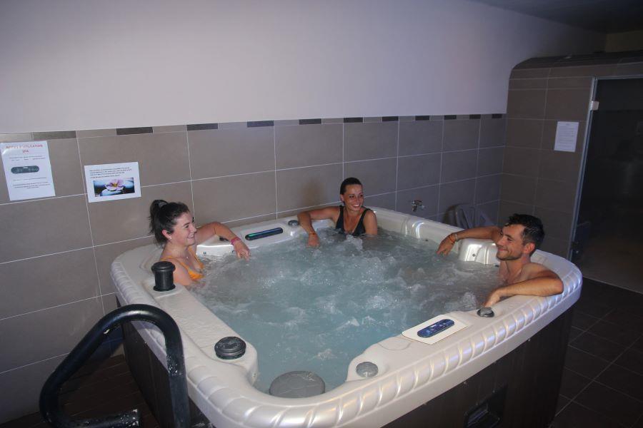 Services Camping De La Piscine - Fouesnant Services Camping De La Piscine - Fouesnant