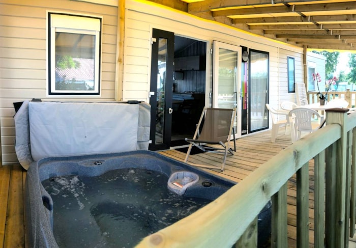 Mobil-Home Exclusif 3 Chambres Jacuzzi