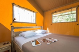 Location - Tente Ciela Nature Lodge 2 Chambres - Cuisine Équipée – Salle De Bain - Camping Terra Verdon