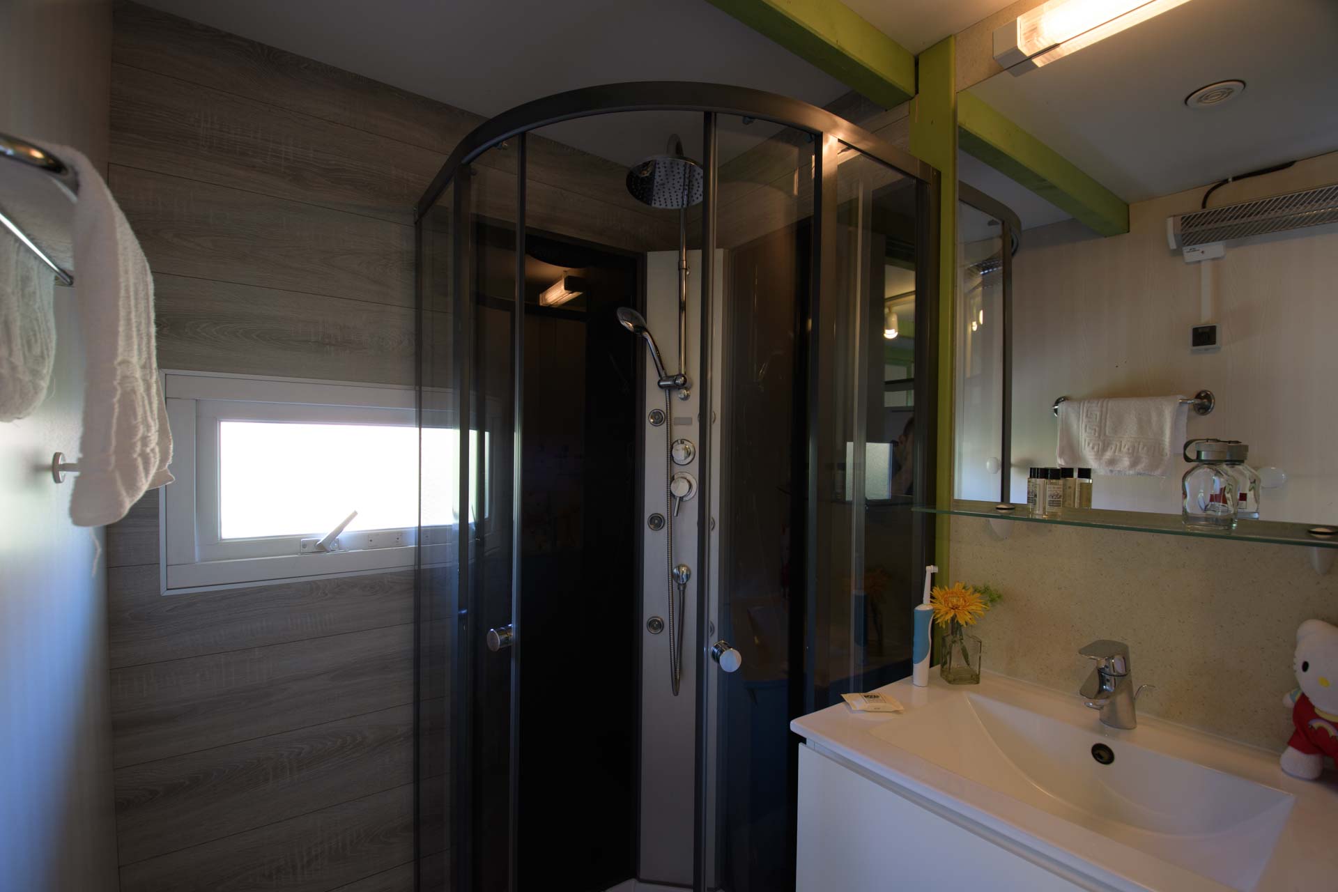 Alojamiento - Chalet Club A 23M² / 2 Habitaciones - Aire Acondicionado / Terraza Cubierta - Camping LA VIEILLE FERME