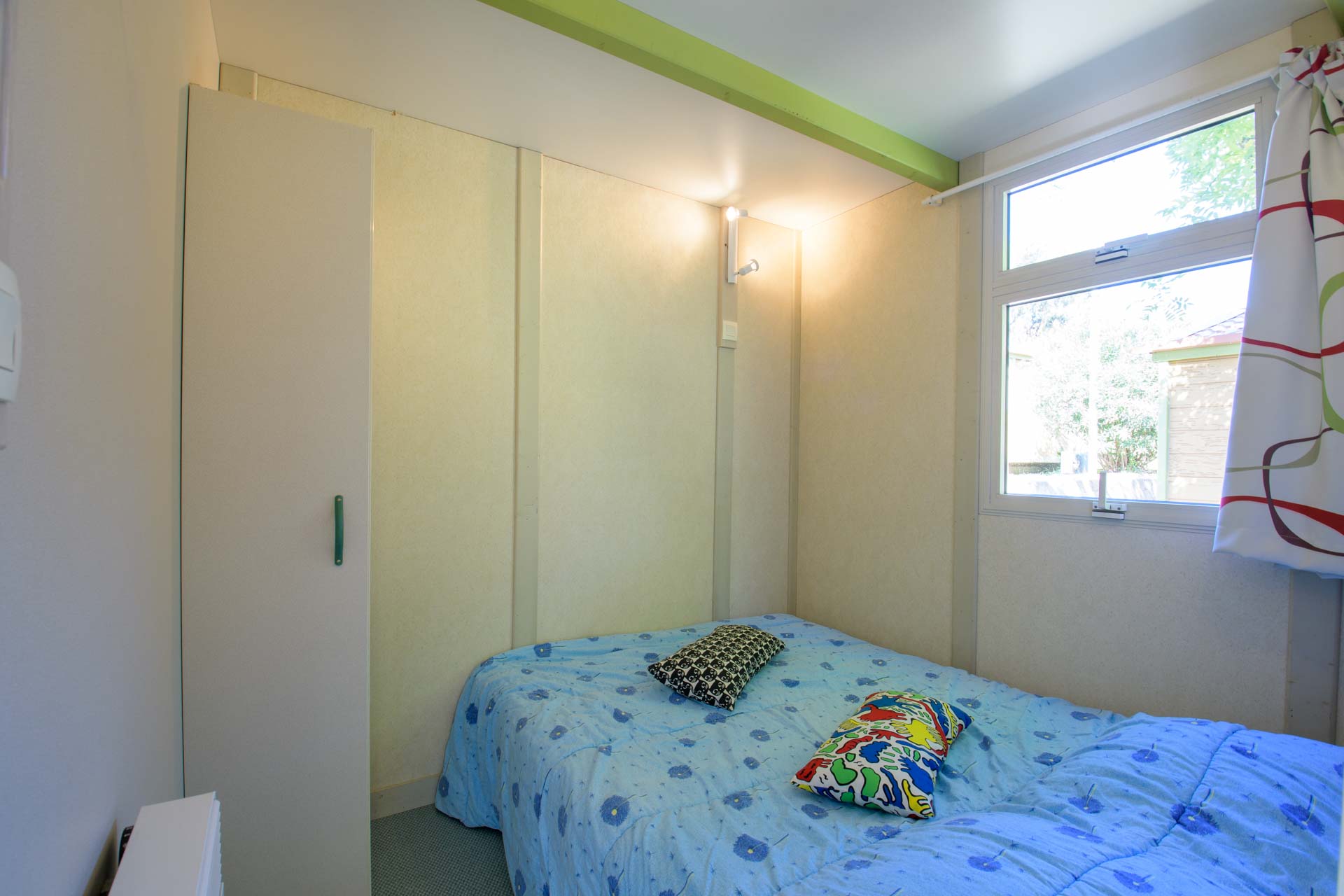 Alojamiento - Chalet Club B 23M² / 2 Habitaciones - Aire Acondicionado / Terraza Cubierta - Camping LA VIEILLE FERME