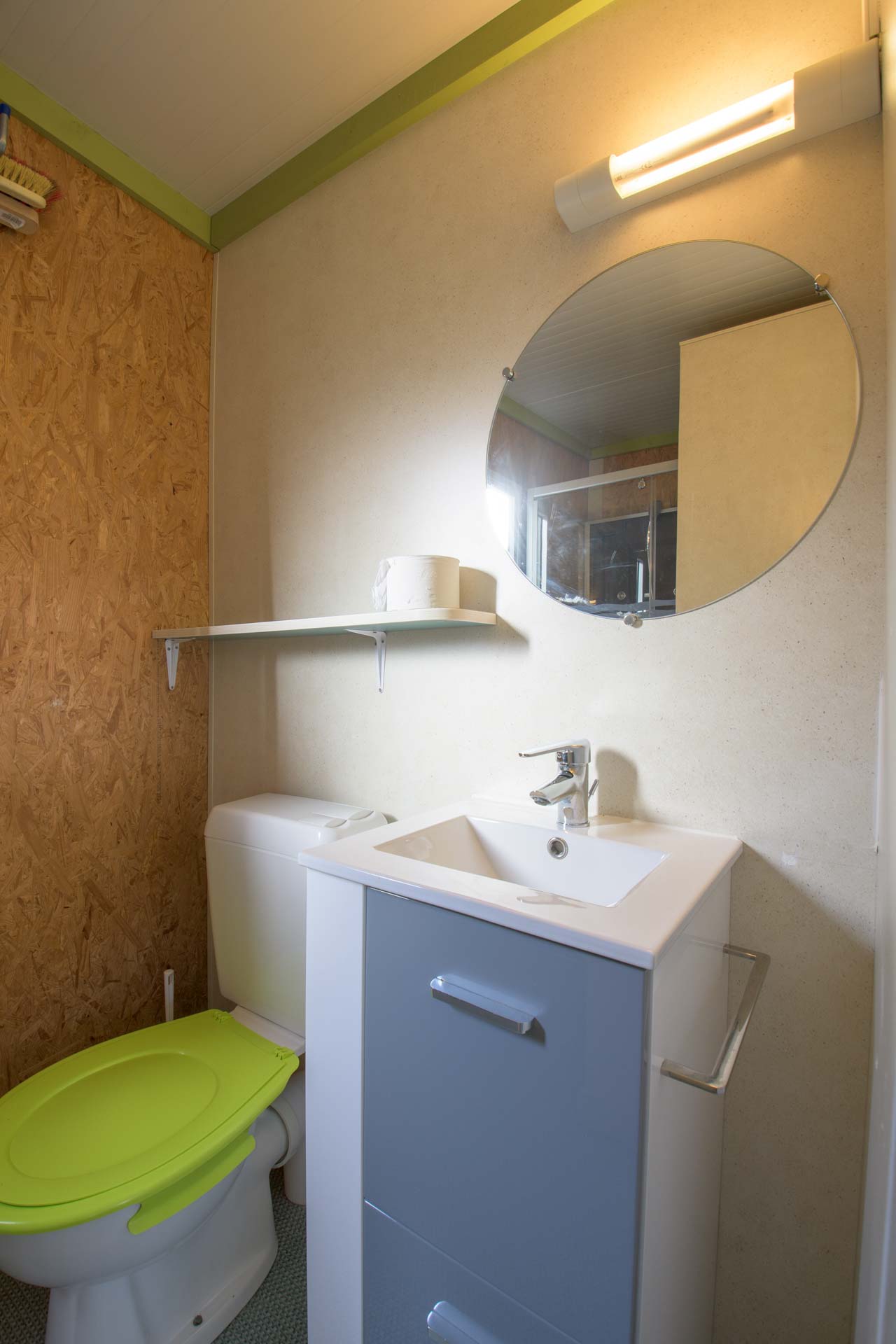 Location - Chalet Ilo 19 M² / 2 Chambres - Climatisation / Terrasse Couverte - Camping LA VIEILLE FERME