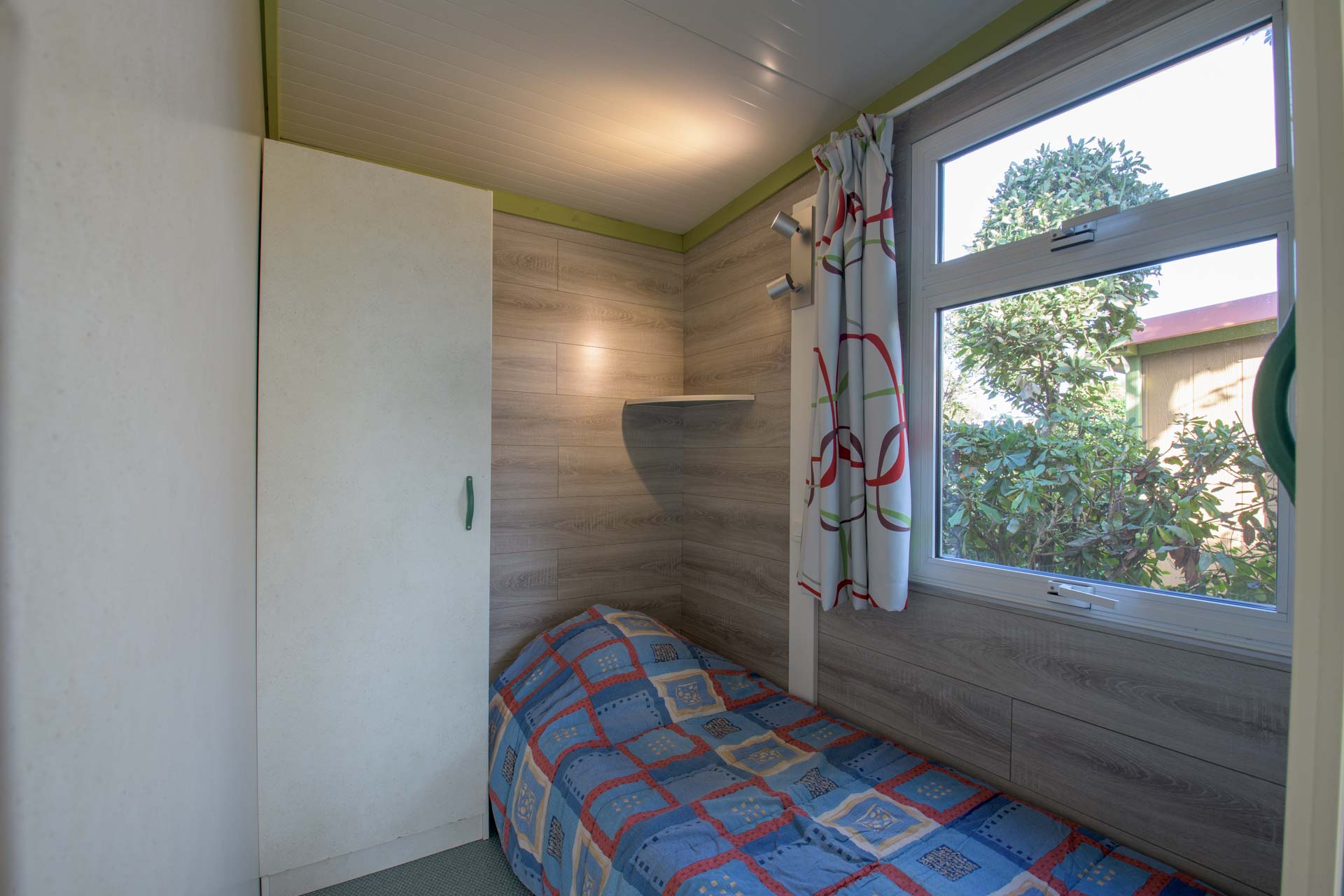 Location - Chalet Ilo 19 M² / 2 Chambres - Climatisation / Terrasse Couverte - Camping LA VIEILLE FERME