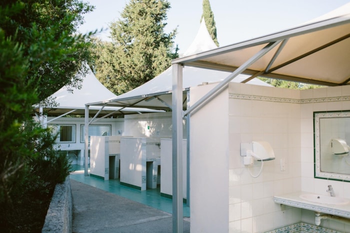 Piazzola Tenda O Roulotte