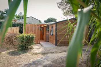 Mietunterkunft - Confort - Mobil-Home Catleya Pmr 35M² - 2 Chambres 4 Pers. - Camping Côté Plage Mietunterkunft - Confort - Mobil-Home Catleya Pmr 35M² - 2 Chambres 4 Pers. - Camping Côté Plage