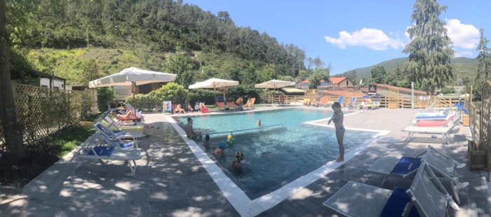 Chalet Con Due Camere Comunicanti