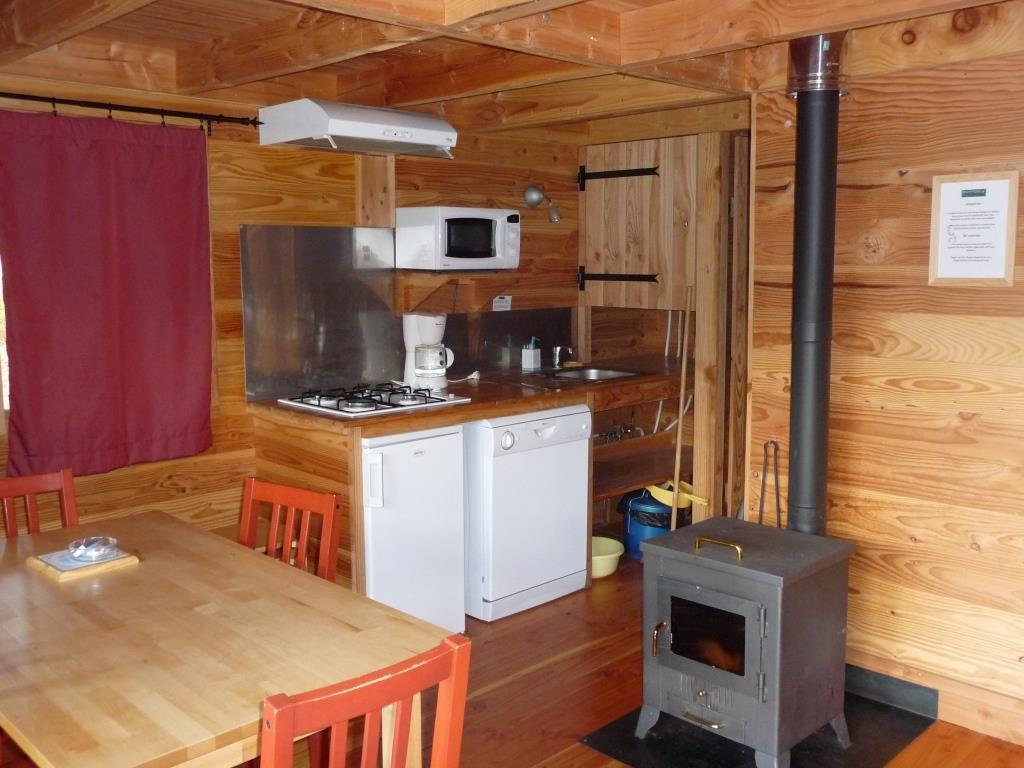Accommodation - Forest Wood Cabin - Village Huttopia Lac de Rillé