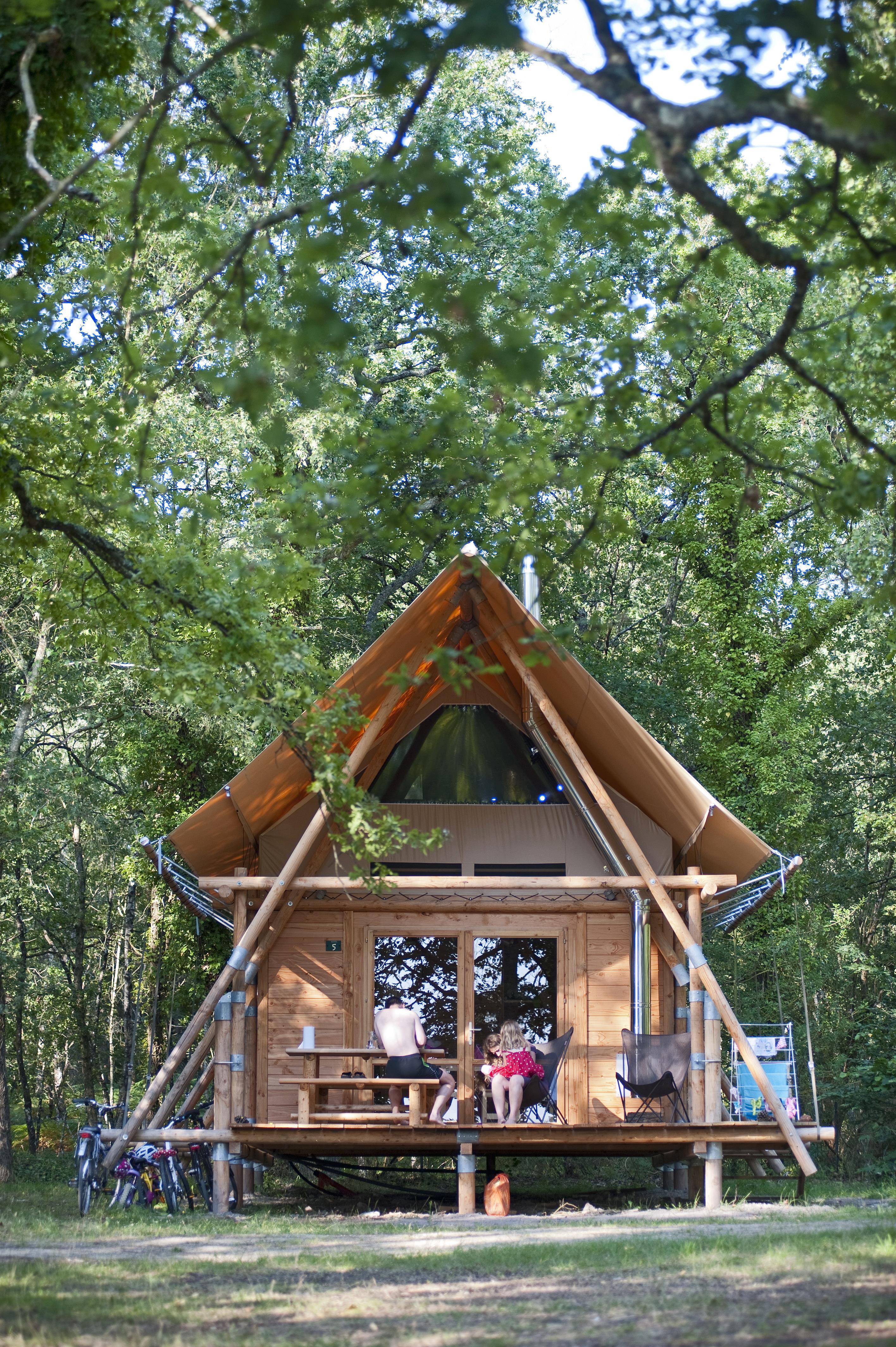 Accommodation - Cahutte - Village Huttopia Lac de Rillé