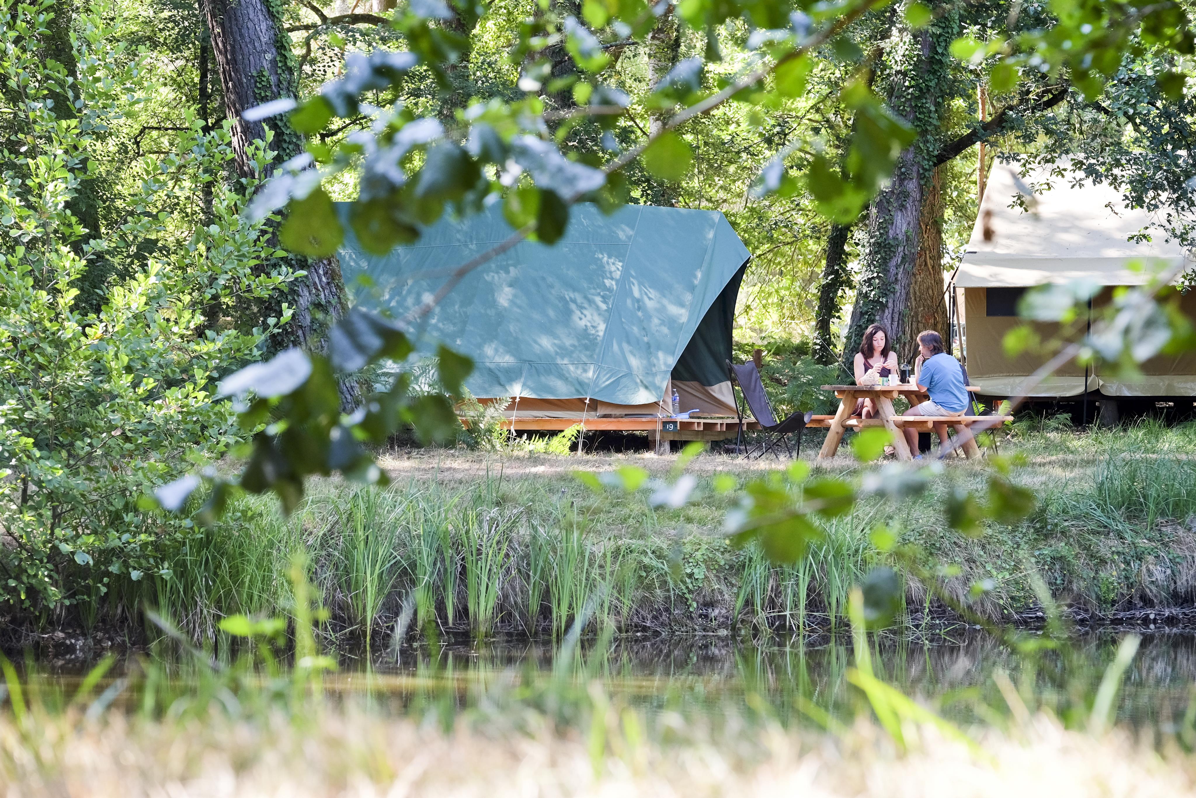 Accommodation - Bonaventure - Village Huttopia Lac de Rillé