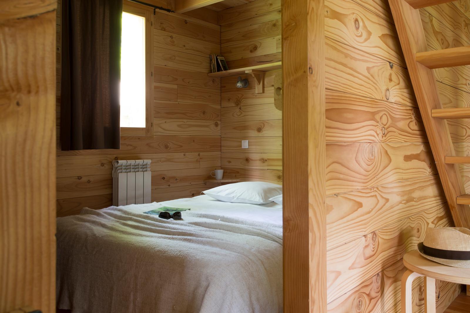 Accommodation - Forest Wood Cabin - Village Huttopia Lac de Rillé