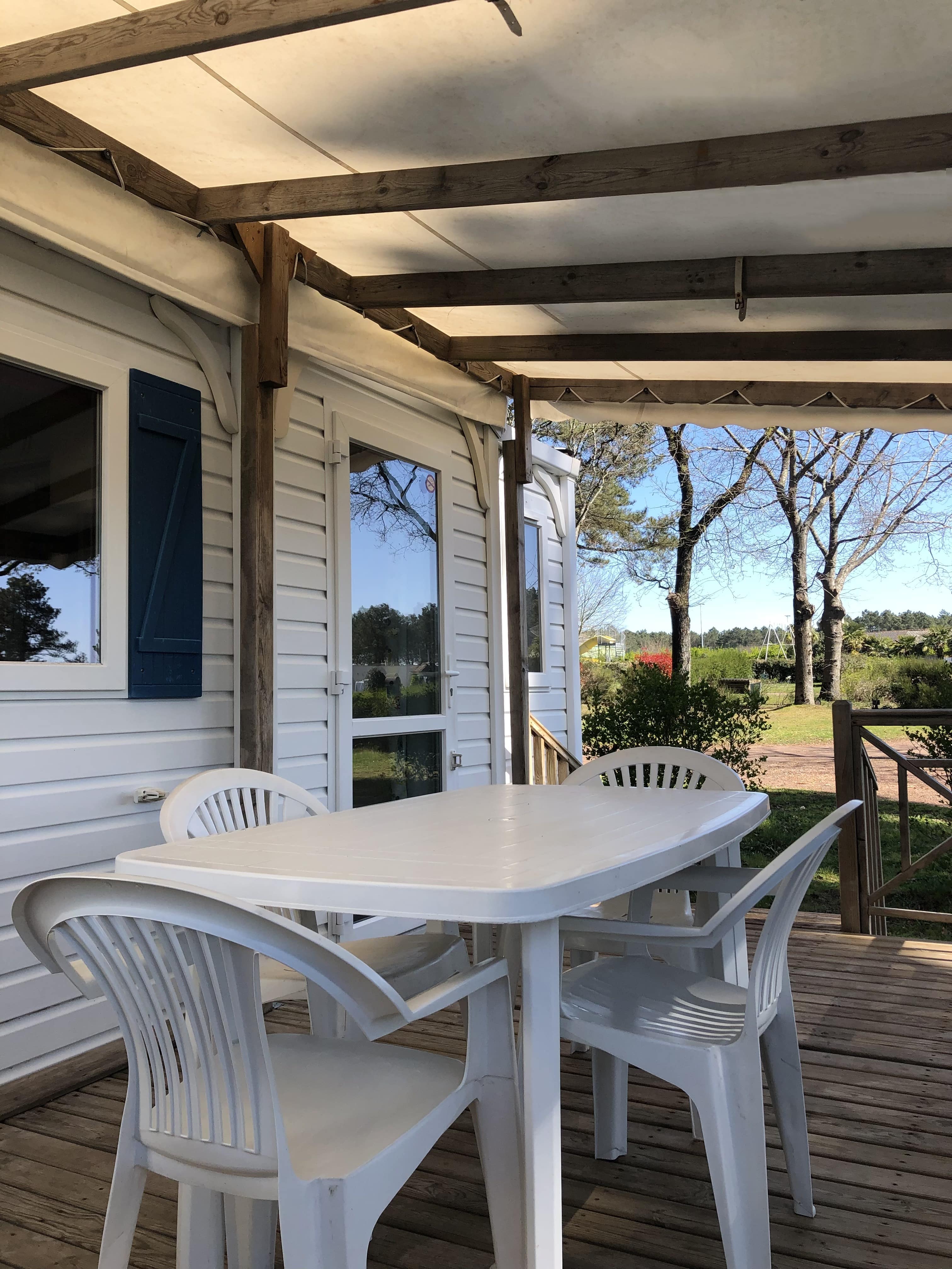 Accommodation - Venus 2 Bedrooms - Camping de l'Hermitage