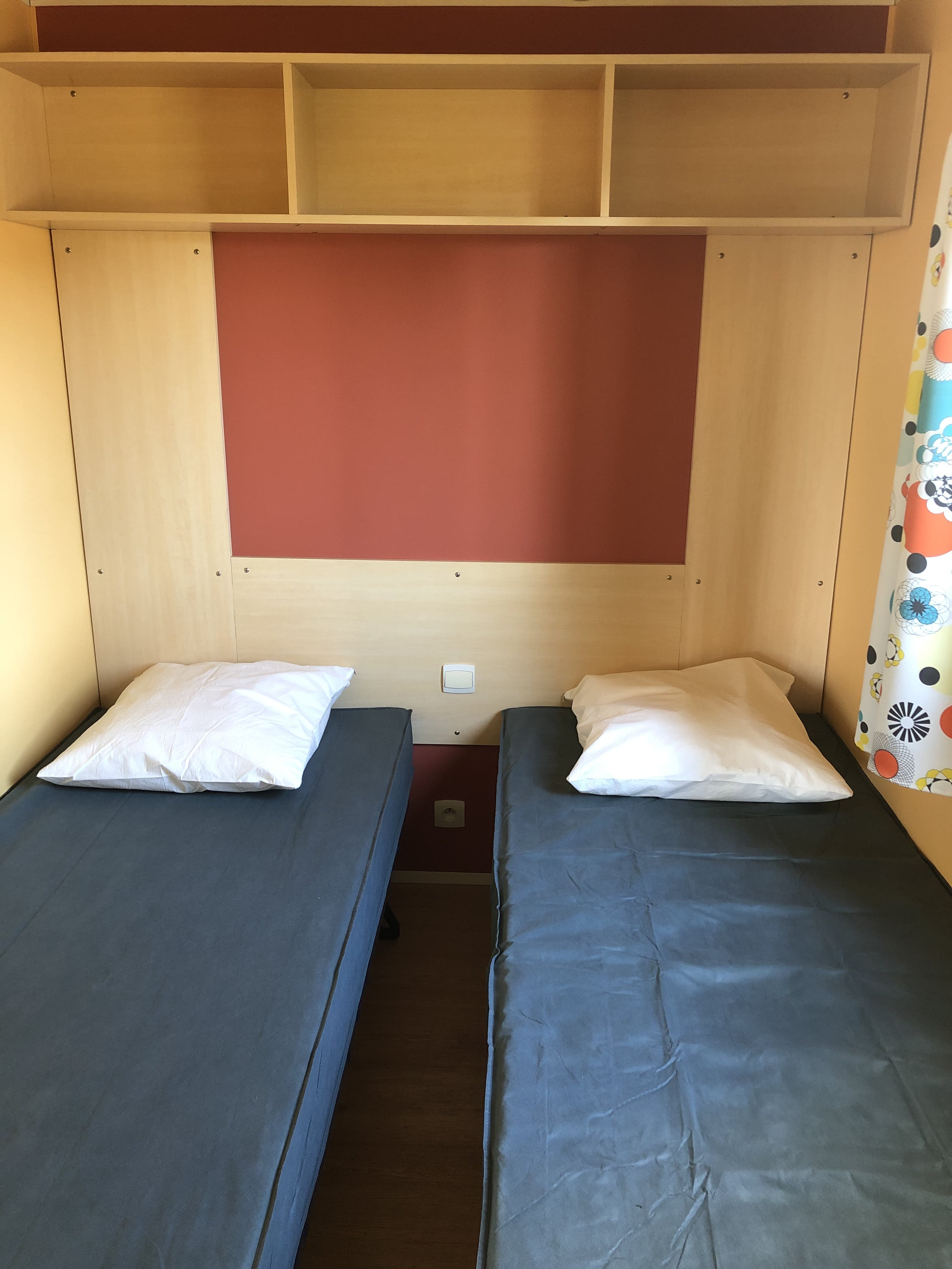 Accommodation - Venus 2 Bedrooms - Camping de l'Hermitage