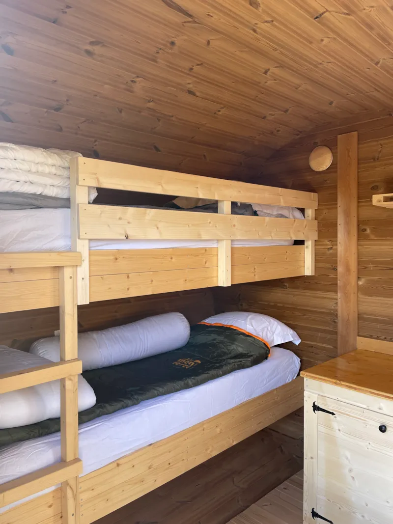Hutte Étape Nature 12M² (Climatisation - Sans Sanitaires)