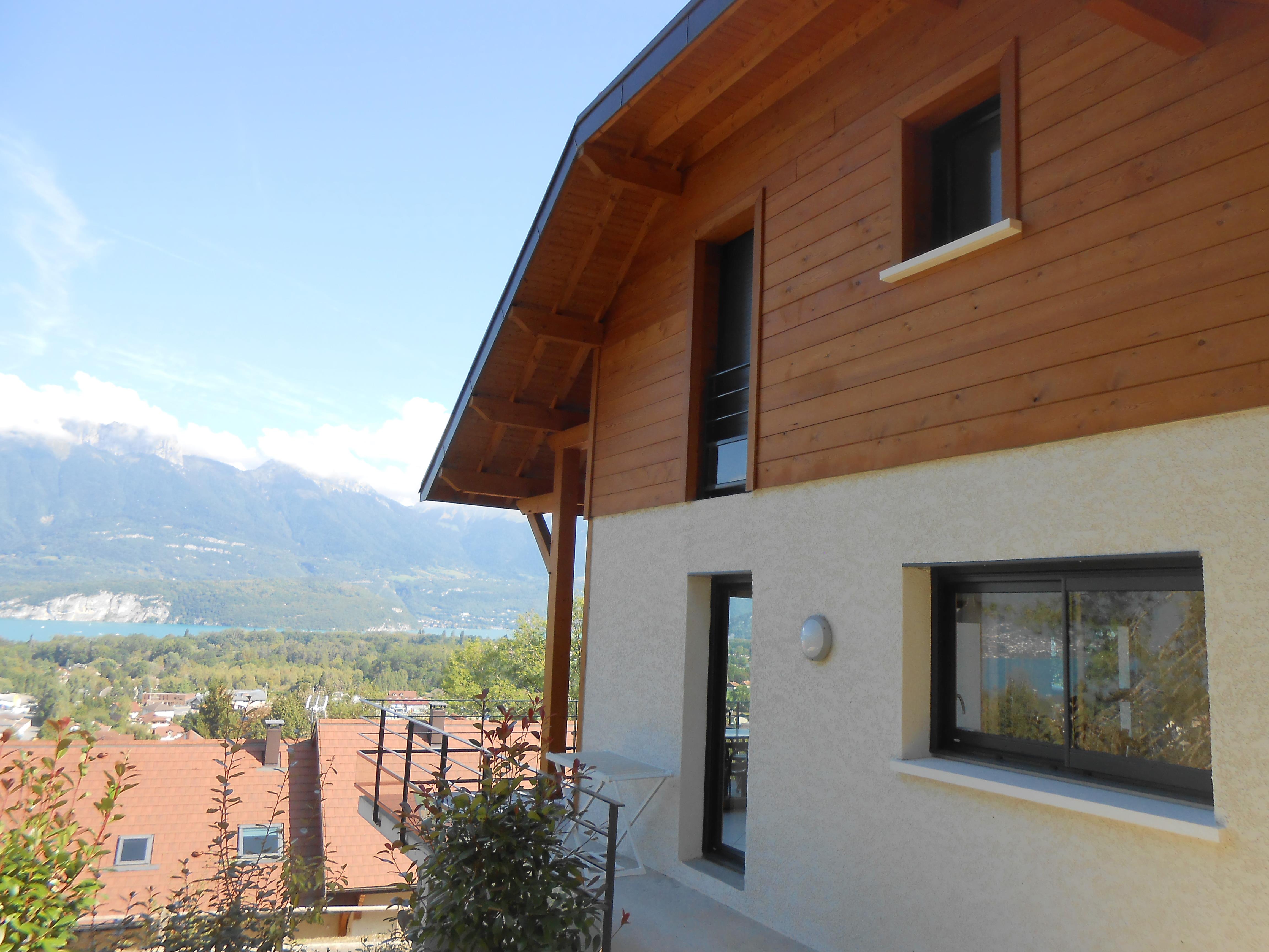 Accommodation - Apartment 116M² Lake View - 4 Bedrooms / 1 Bathroom - Camping Le Panoramic