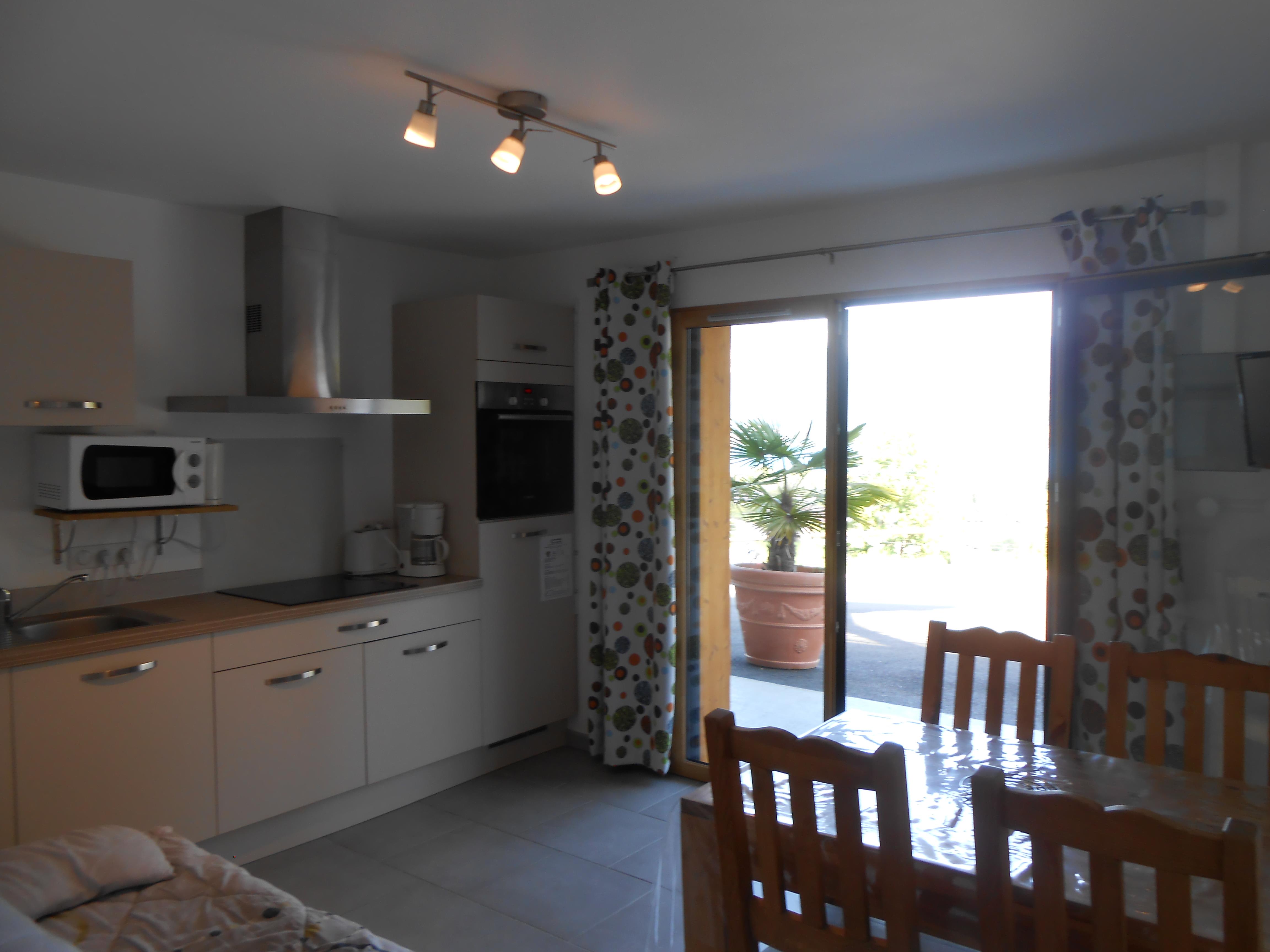 Accommodation - Apartment 38M² Lake View - 2 Bedrooms - Camping Le Panoramic