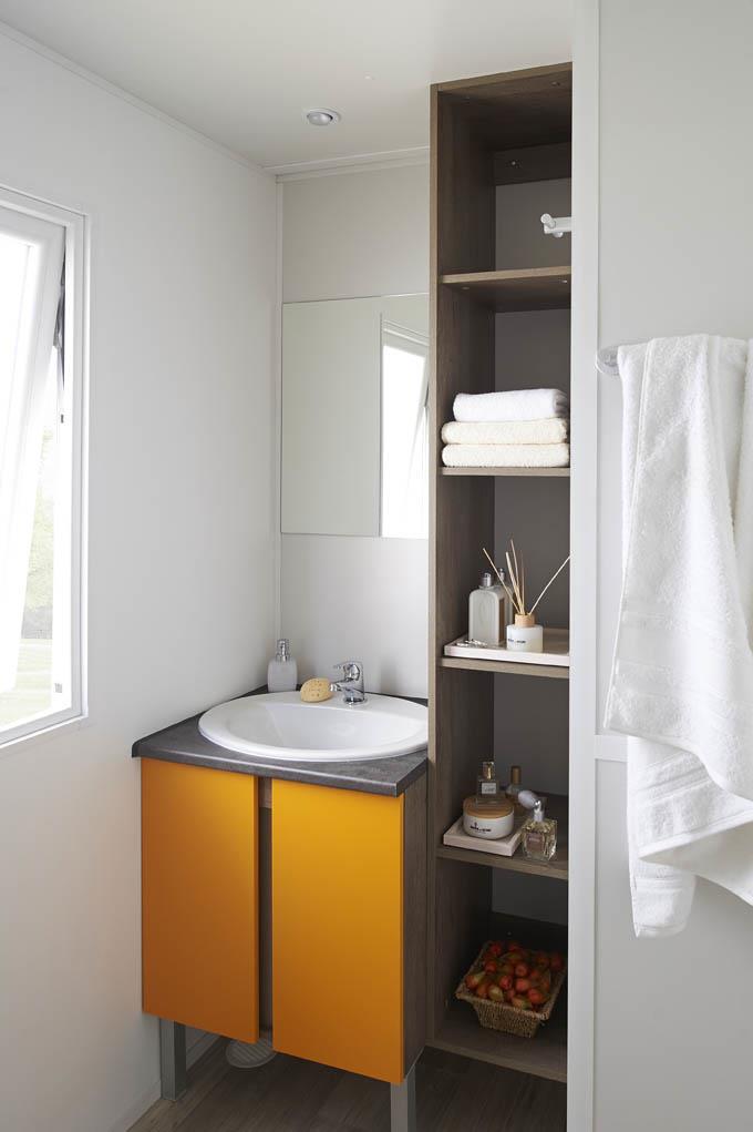 Accommodation - Mobil Home Declick 28M² - 2 Bedrooms, 2 Bathrooms - Camping Le Panoramic